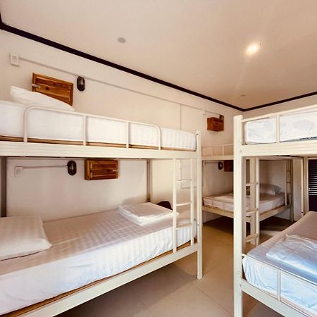 The Jam Hostel Luang Prabang Extérieur photo