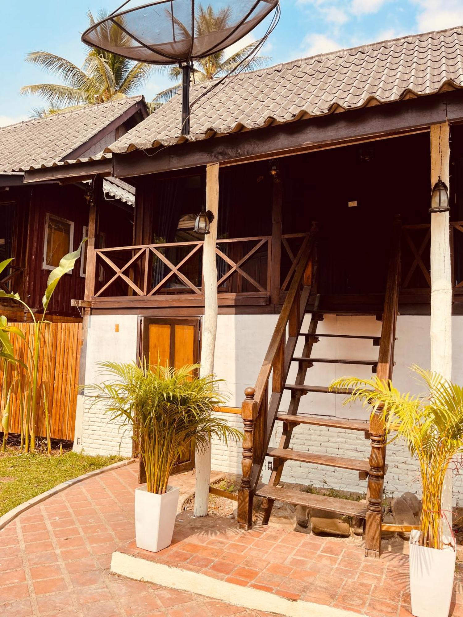 The Jam Hostel Luang Prabang Extérieur photo